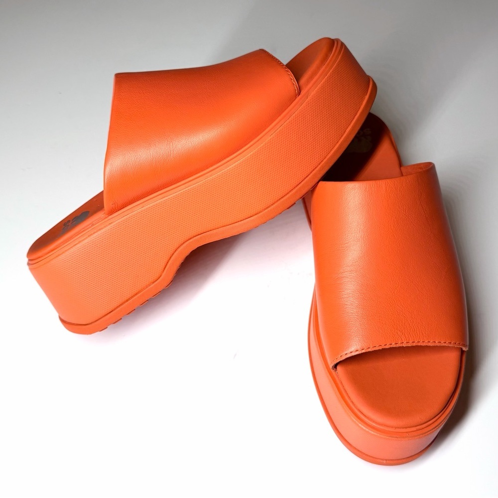 Sorel Women’s DAYSPRING Orange Platform Slide Sandals Size- 7 - Picture 3 of 9